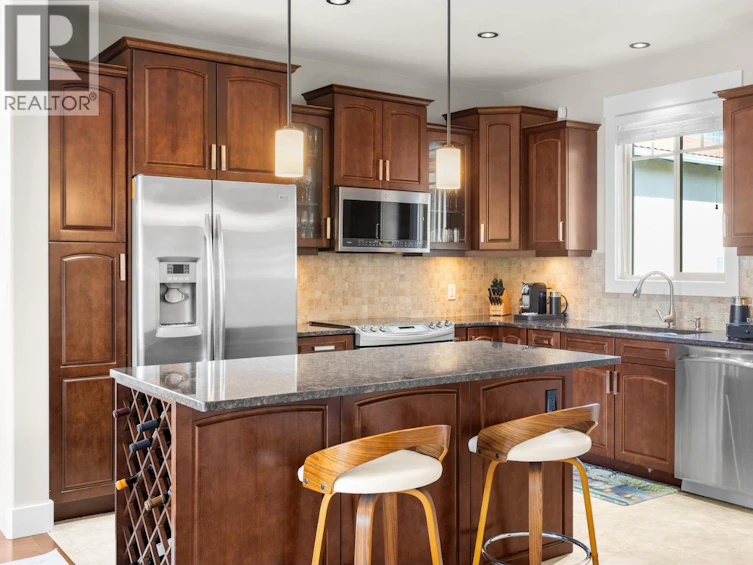 5-6823 Tucelnuit Drive, Oliver, BC, V0H 1T2 - 18