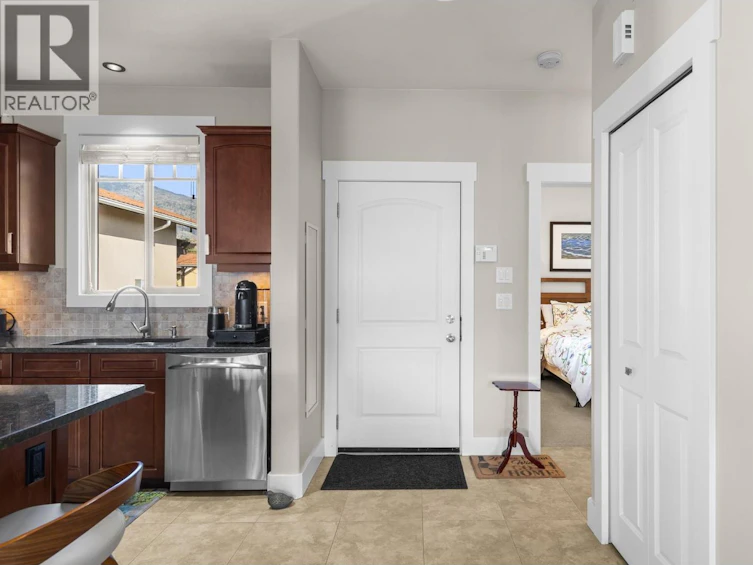 5-6823 Tucelnuit Drive, Oliver, BC, V0H 1T2 - 17
