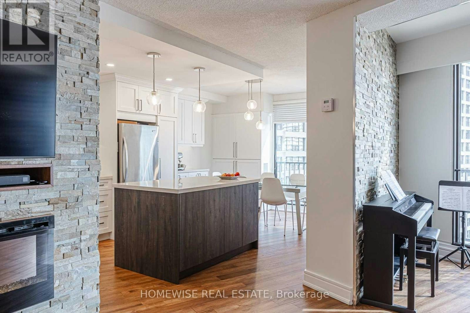 1808-33 Harbour Square, Toronto, ON, M5J 2G2 - 12