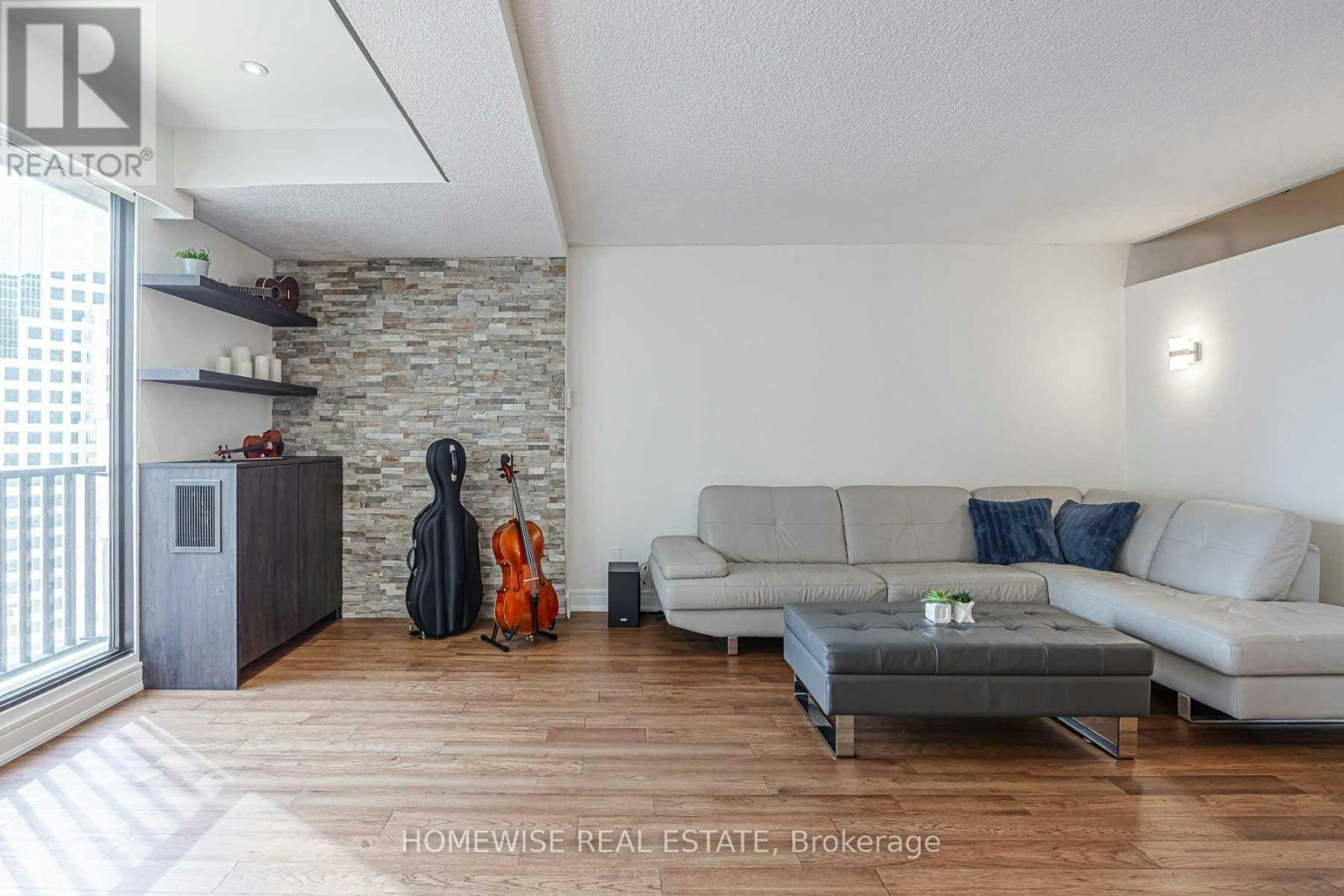1808-33 Harbour Square, Toronto, ON, M5J 2G2 - 21