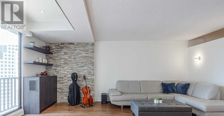 1808-33 Harbour Square, Toronto, ON, M5J 2G2 - 21