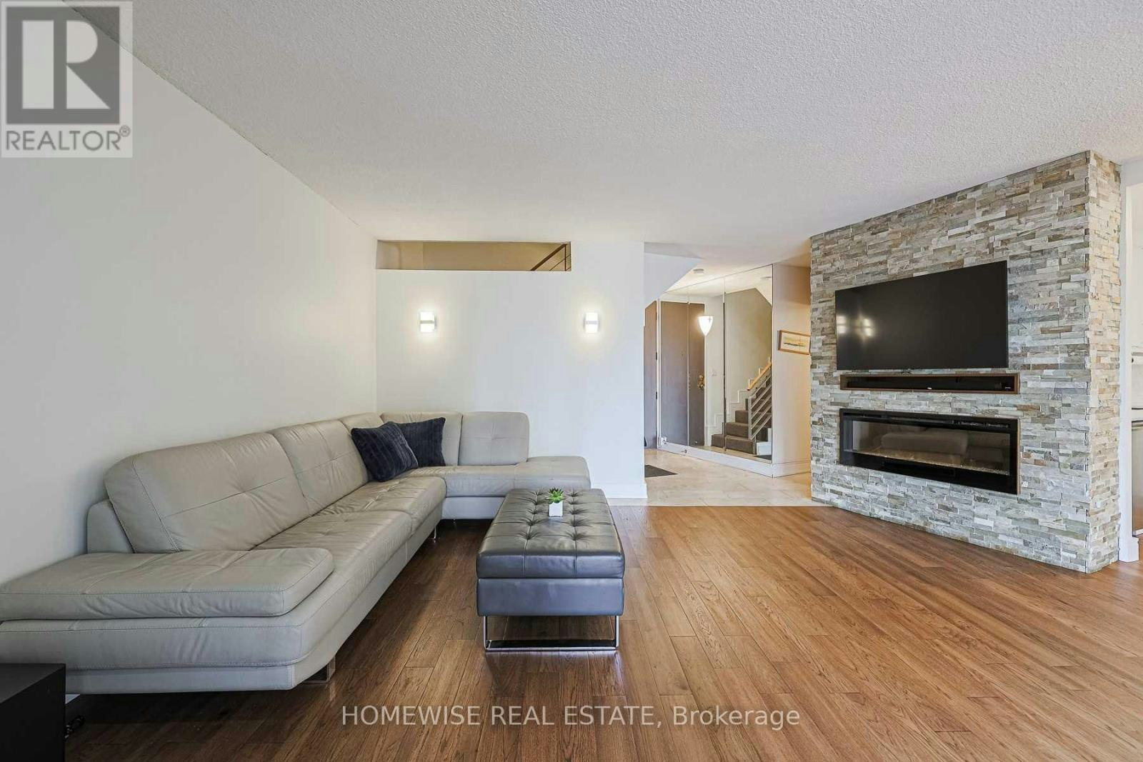 1808-33 Harbour Square, Toronto, ON, M5J 2G2 - 9