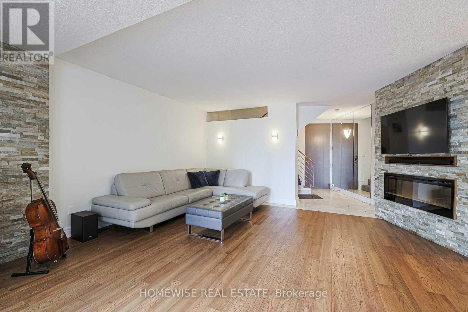 1808-33 Harbour Square, Toronto, ON, M5J 2G2 - 8