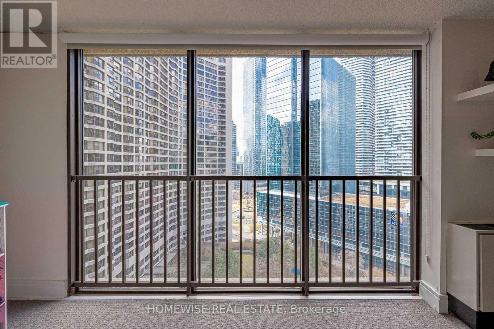 1808-33 Harbour Square, Toronto, ON, M5J 2G2 - 39