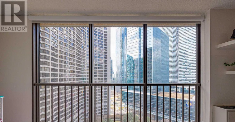 1808-33 Harbour Square, Toronto, ON, M5J 2G2 - 39