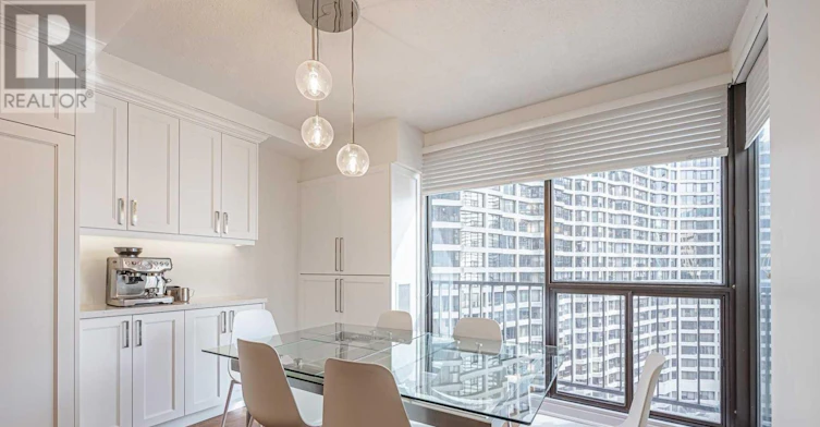 1808-33 Harbour Square, Toronto, ON, M5J 2G2 - 18