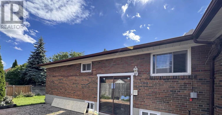 98 Sonmore Drive, Toronto, ON, M1S 1X4 - 7