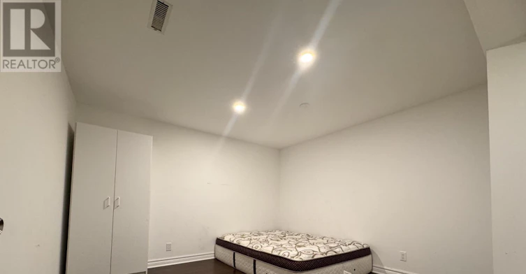 98 Sonmore Drive, Toronto, ON, M1S 1X4 - 2