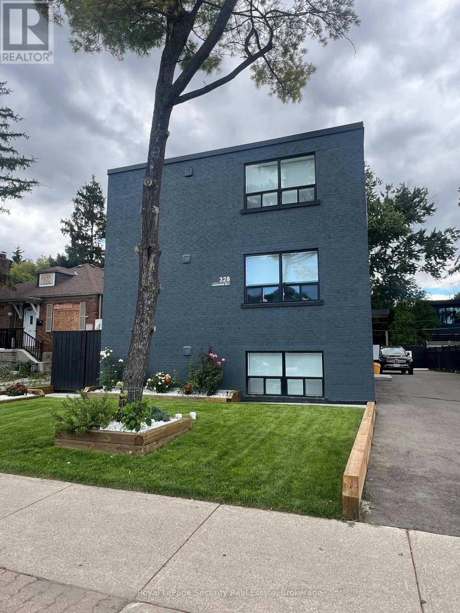 2-328 Lakeshore Road, Mississauga, ON, L5G 1H4