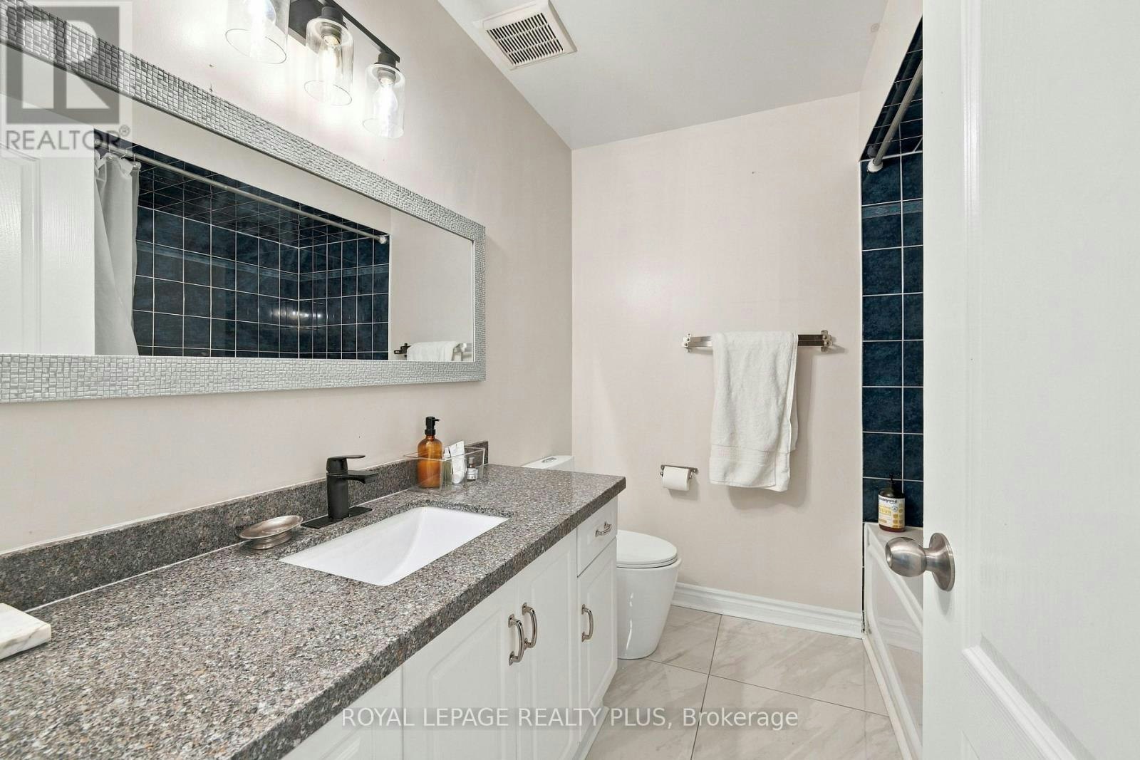 104-3531 Lake Shore Boulevard W, Toronto, ON, M8W 1P4 - 17
