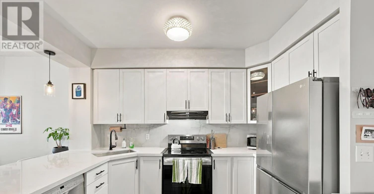 104-3531 Lake Shore Boulevard W, Toronto, ON, M8W 1P4 - 3