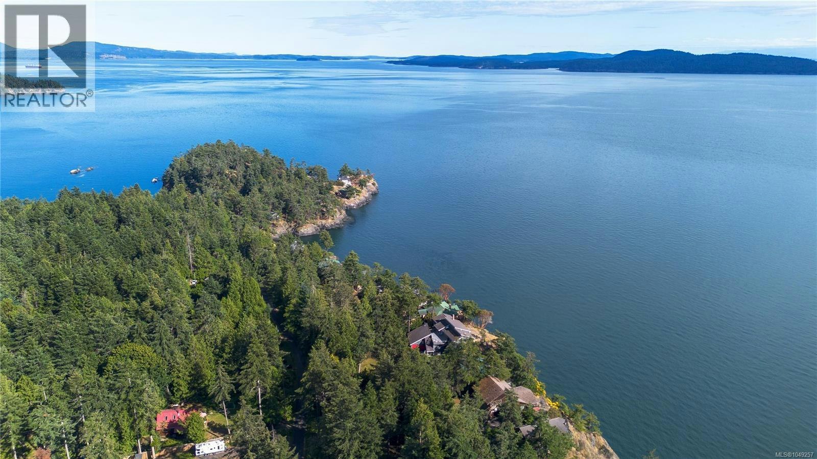 7921 Swanson View Drive, Pender Island, BC, V0N 2M2