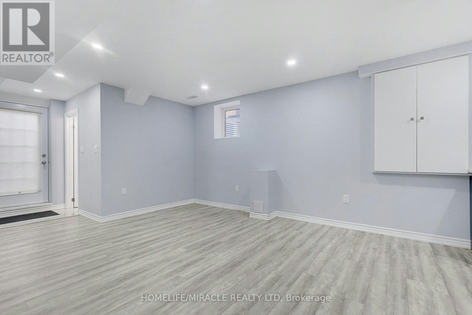 BSMT-106 Dolobram Trail, Brampton, ON, L7A 4Y4 5