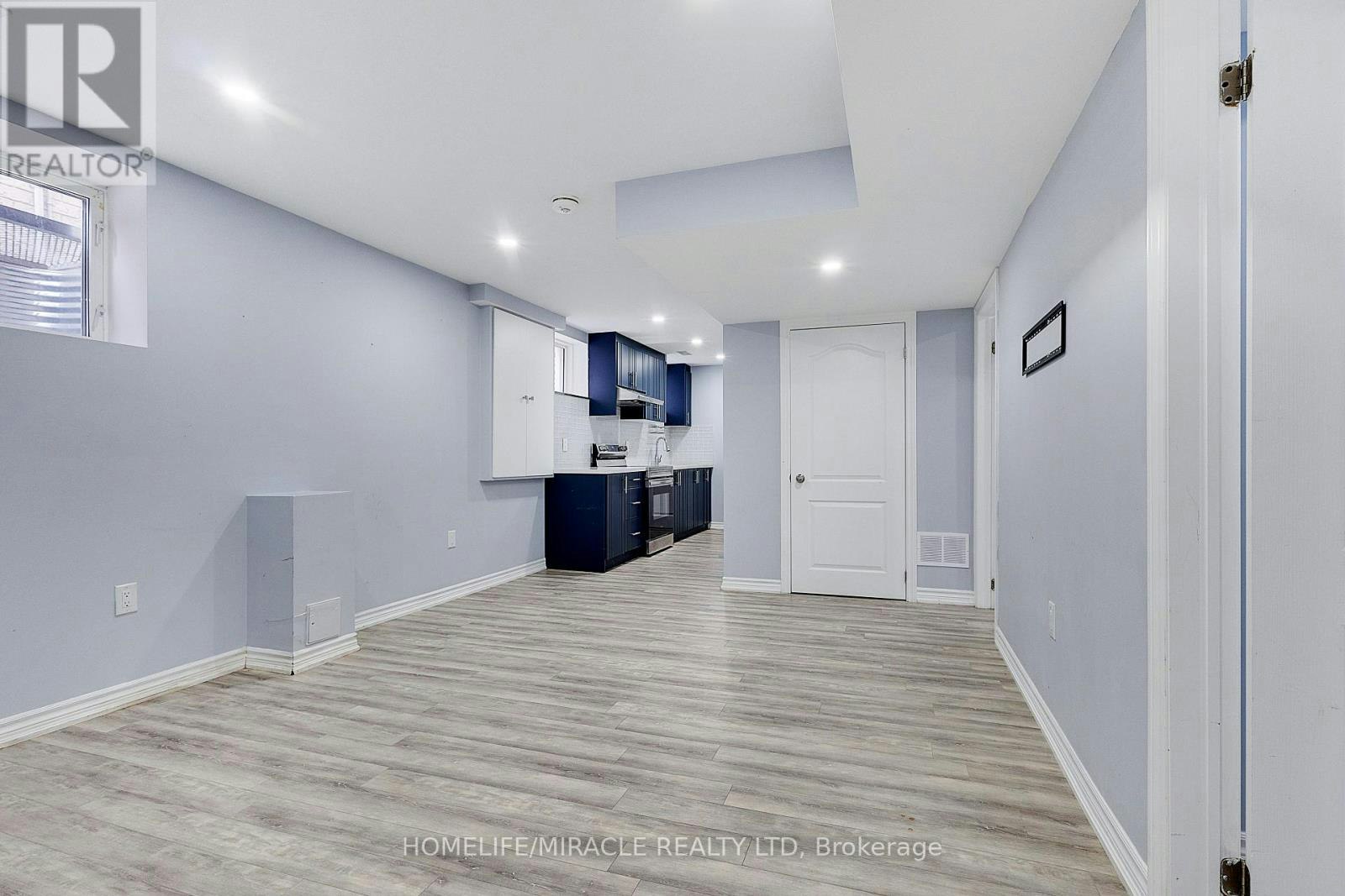 BSMT-106 Dolobram Trail, Brampton, ON, L7A 4Y4 4