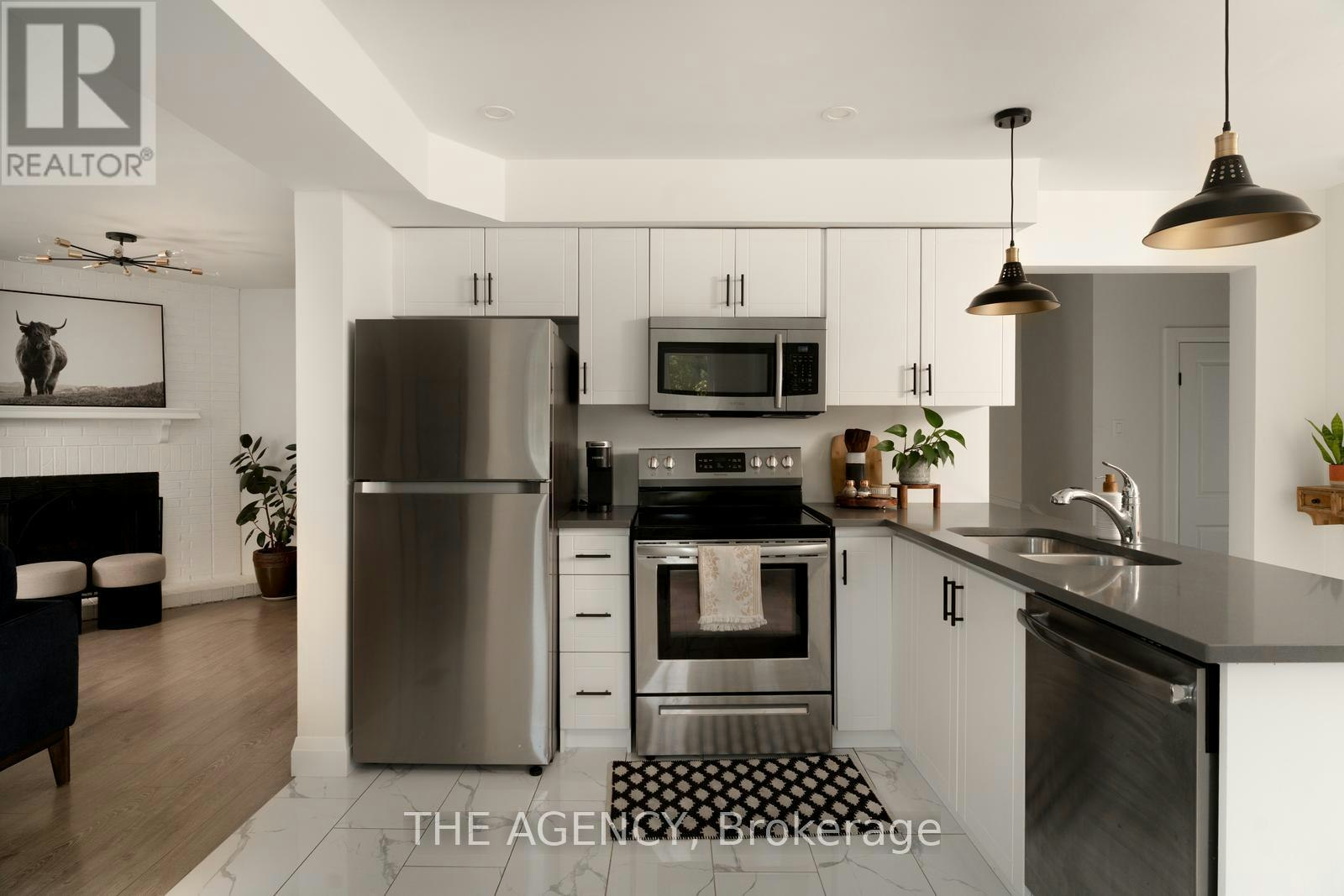 26 Harbour Drive, Hamilton, ON, L8E 4Z5 - 11