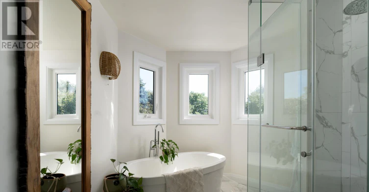 26 Harbour Drive, Hamilton, ON, L8E 4Z5 - 30