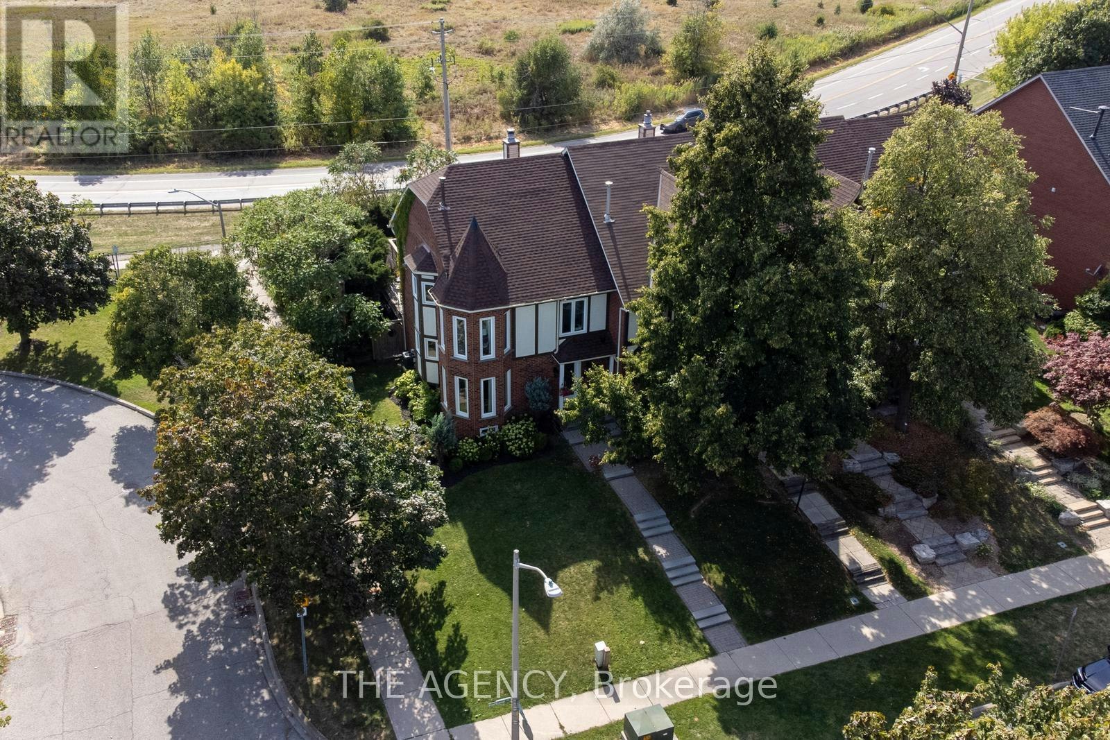 26 Harbour Drive, Hamilton, ON, L8E 4Z5 - 3