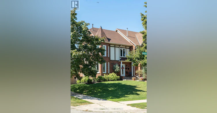 26 Harbour Drive, Hamilton, ON, L8E 4Z5