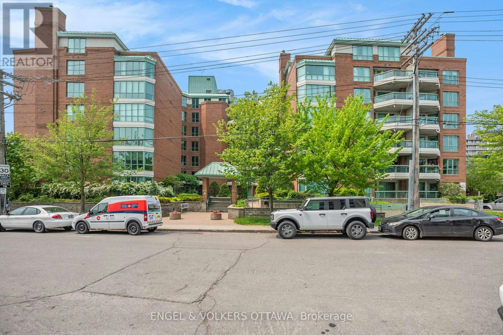507-550 Cambridge Street S, Ottawa, ON, K1S 5N3