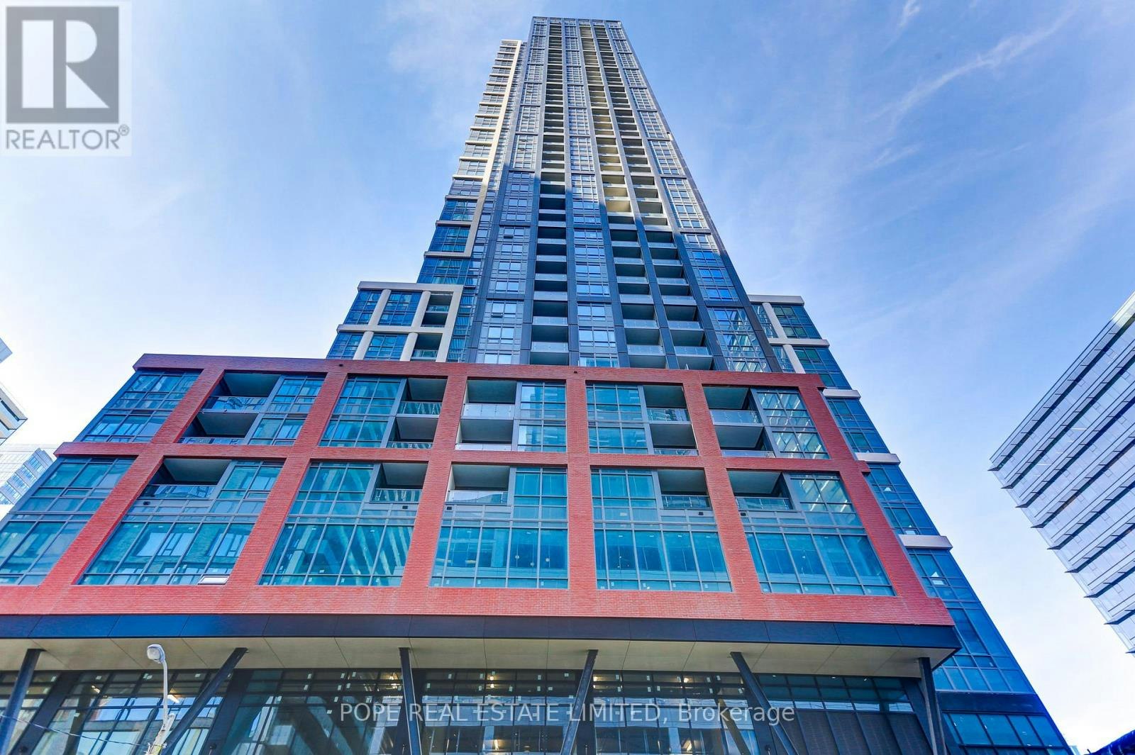 806-108 Peter Street, Toronto, ON, M5V 0W2