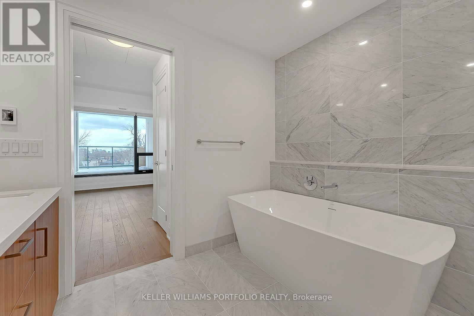 415-280 Howland Avenue, Toronto, ON, M5R 0C3 - 6