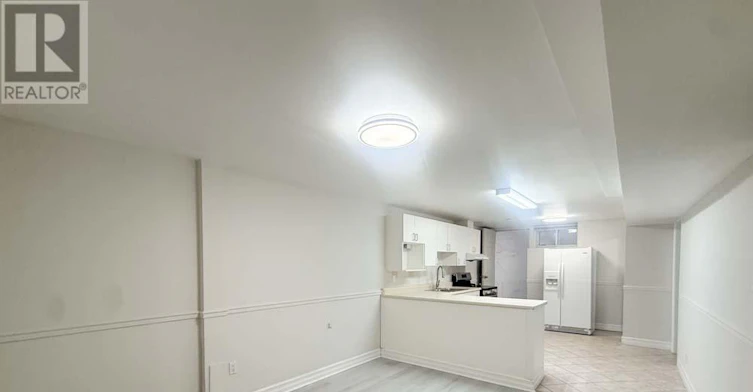 LOWER-130 Kingslake Road, Toronto, ON, M2J 3G1 - 3