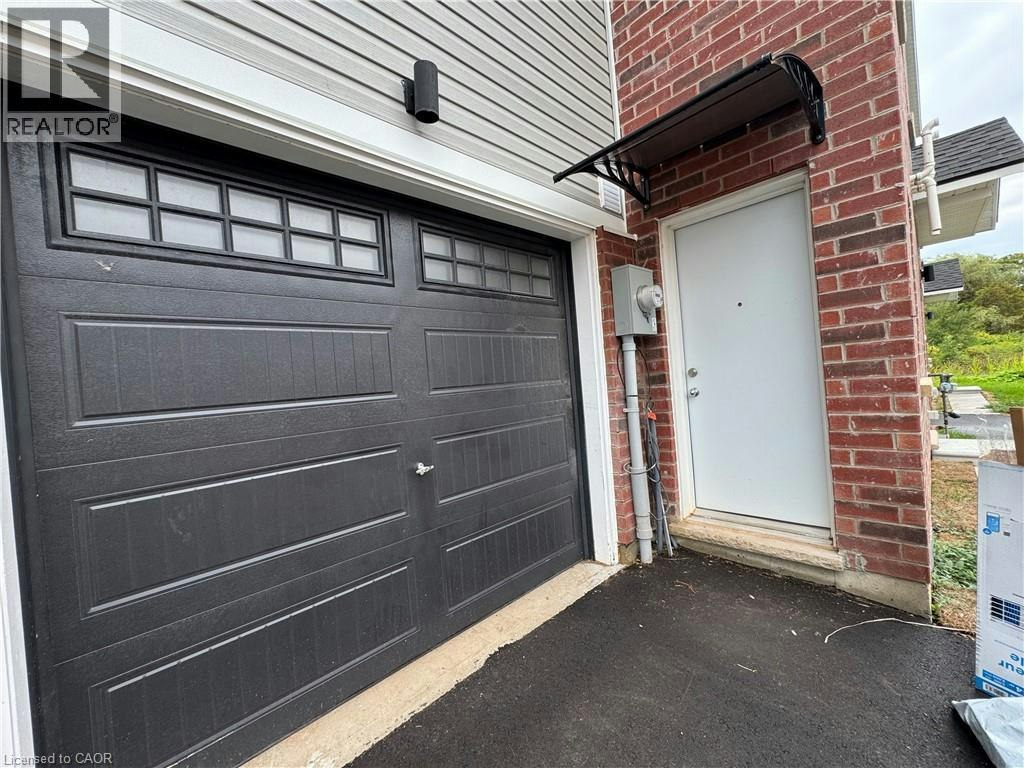Lower-107 Highriver Trail, Welland, ON, L3C 0H6