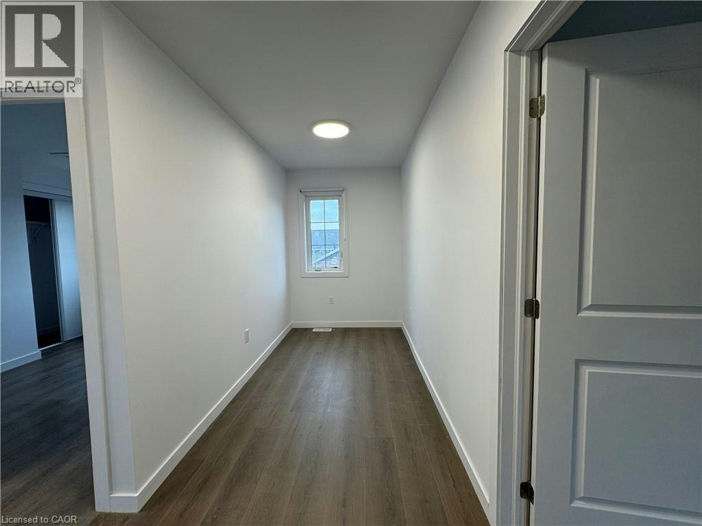 Main-107 Highriver Trail, Welland, ON, L3C 0H6 - 12