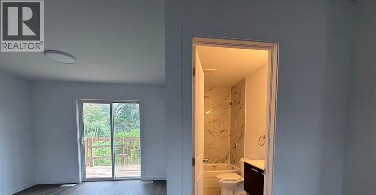 Main-107 Highriver Trail, Welland, ON, L3C 0H6 - 5