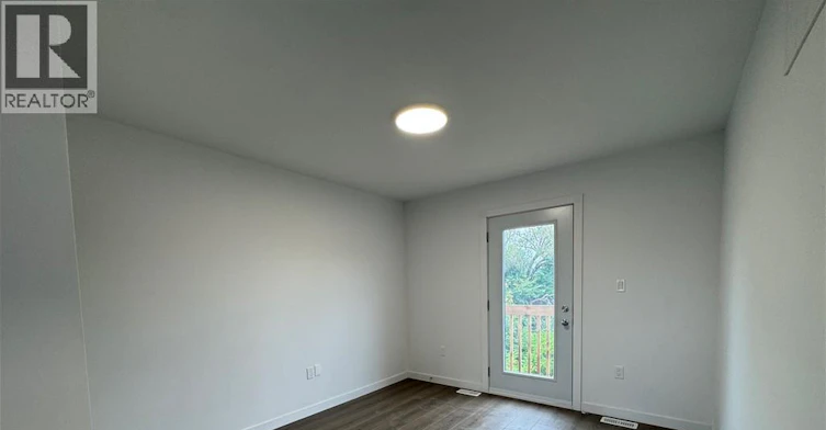 Main-107 Highriver Trail, Welland, ON, L3C 0H6 - 15
