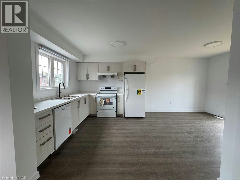 Main-107 Highriver Trail, Welland, ON, L3C 0H6 - 7