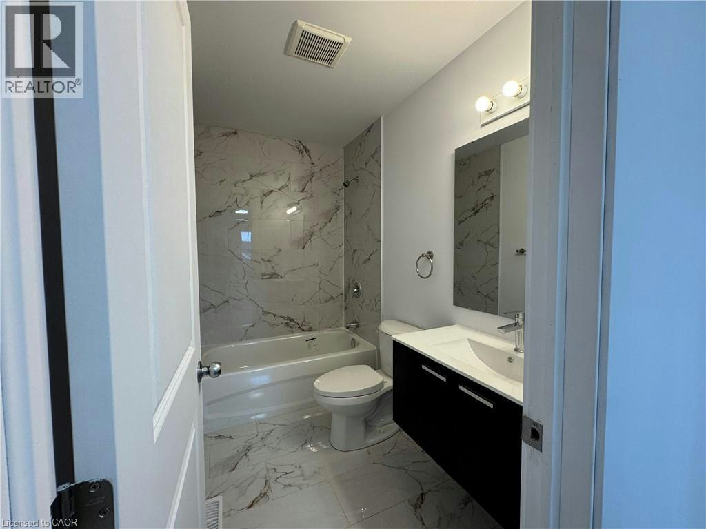 Main-107 Highriver Trail, Welland, ON, L3C 0H6 - 13