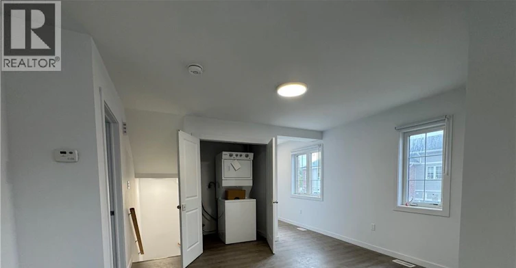 Main-107 Highriver Trail, Welland, ON, L3C 0H6 - 8