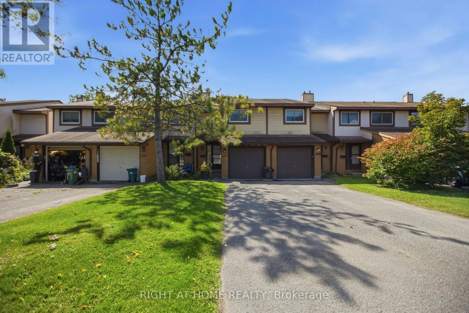 8-107 Castlefrank Road, Ottawa, ON, K2L 2Y1