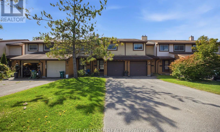 8-107 Castlefrank Road