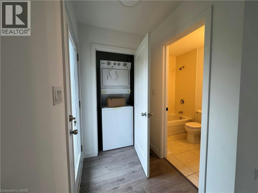 Main-99 Highriver Trail, Welland, ON, L3C 0H6 - 9