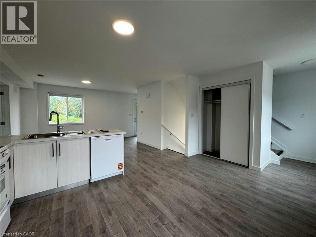 Main-99 Highriver Trail, Welland, ON, L3C 0H6 - 7
