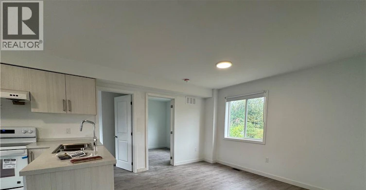Main-99 Highriver Trail, Welland, ON, L3C 0H6 - 4