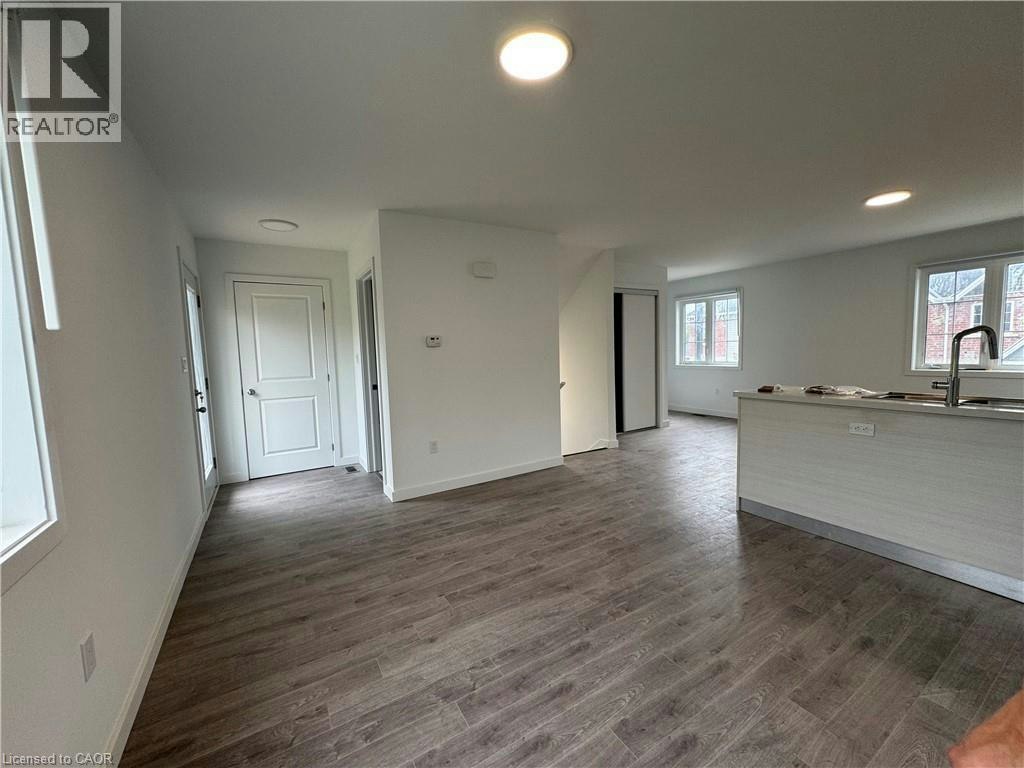 Main-99 Highriver Trail, Welland, ON, L3C 0H6 - 5