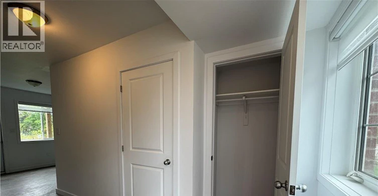 Lower-99 Highriver Trail, Welland, ON, L3C 0H6 - 2