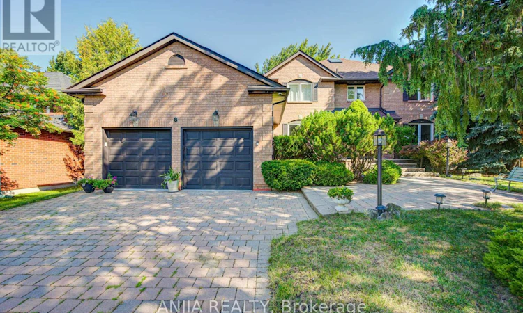8 Calderbridge Crescent