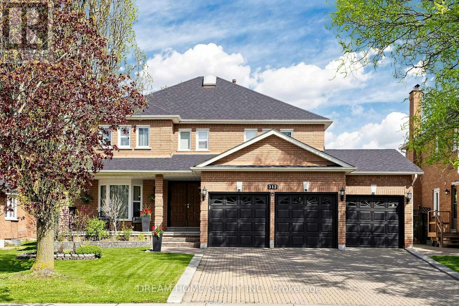 312 Valeria Boulevard, Vaughan, ON, L4L 6V7
