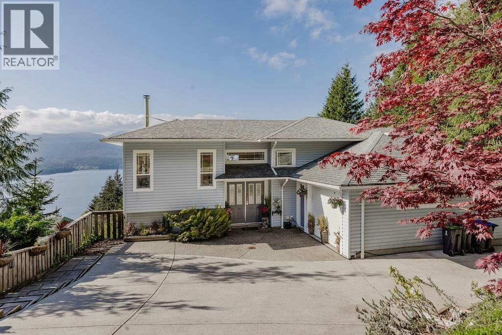 5872 Deerhorn Drive, Sechelt, BC, V7Z 0E1
