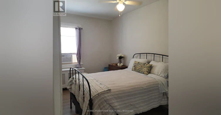 2-1651 Bayview Avenue, Toronto, ON, M4G 3C1 - 8