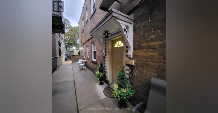 2-1651 Bayview Avenue, Toronto, ON, M4G 3C1
