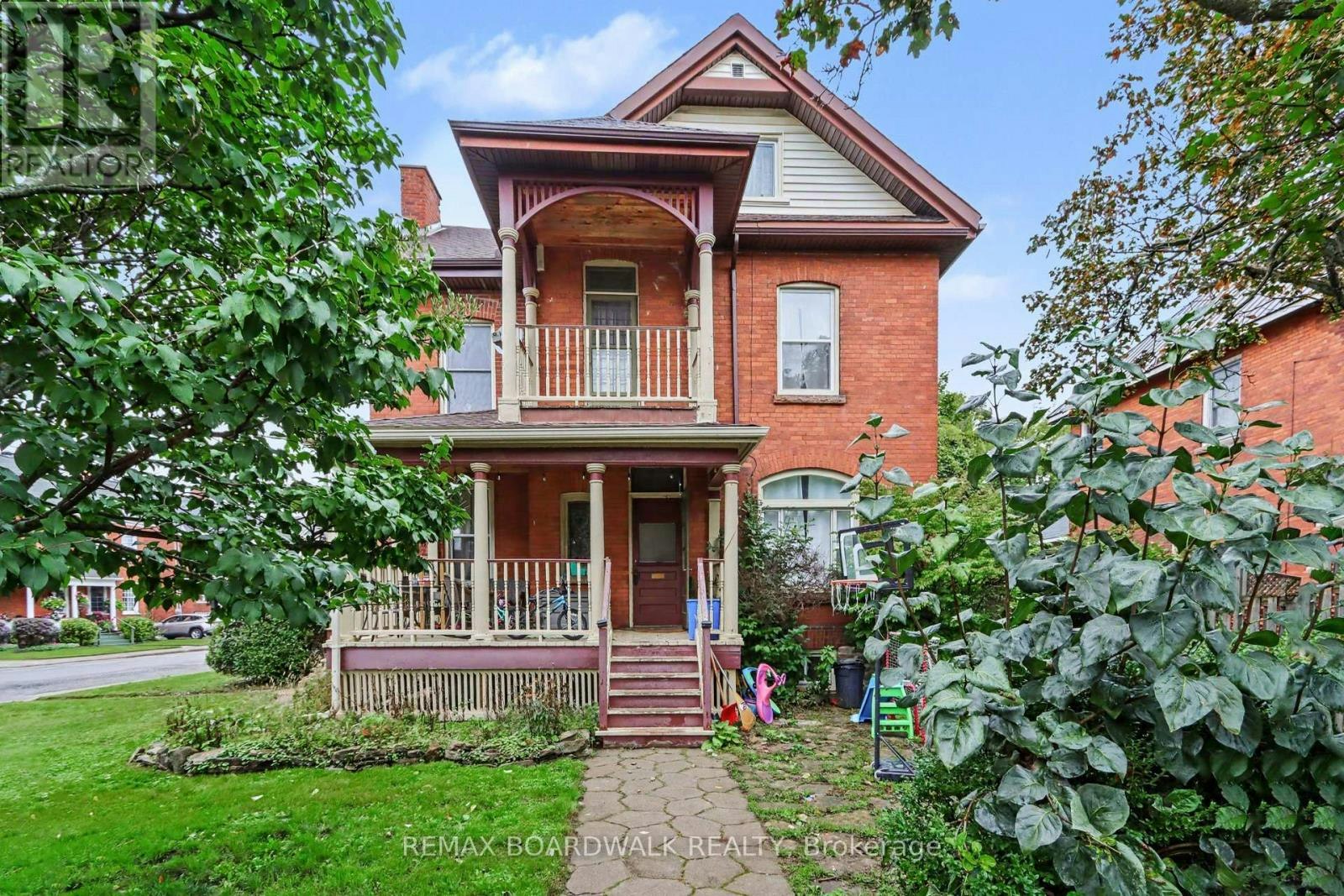 10 Glen Avenue, Smiths Falls, ON, K7A 1R9