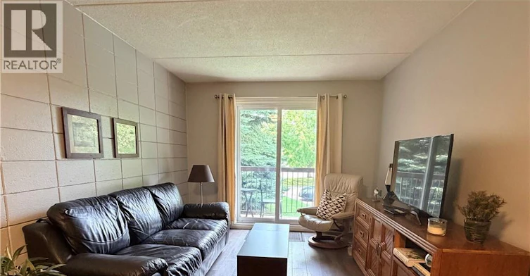 115-30 Hickory Street E, Waterloo, ON, N2J 4L4 - 7