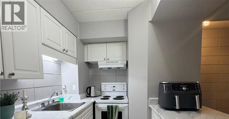 115-30 Hickory Street E, Waterloo, ON, N2J 4L4 - 10