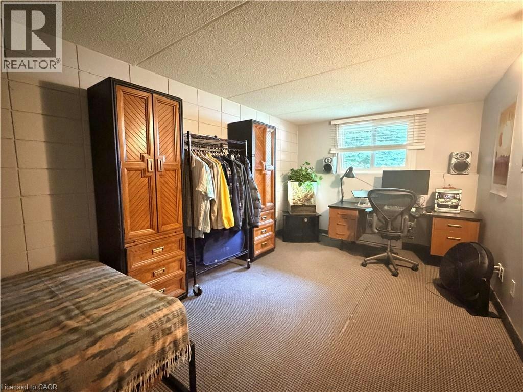 115-30 Hickory Street E, Waterloo, ON, N2J 4L4 - 13