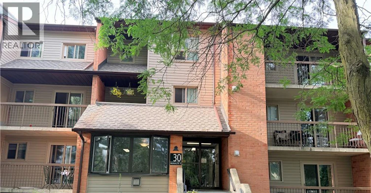 115-30 Hickory Street E, Waterloo, ON, N2J 4L4